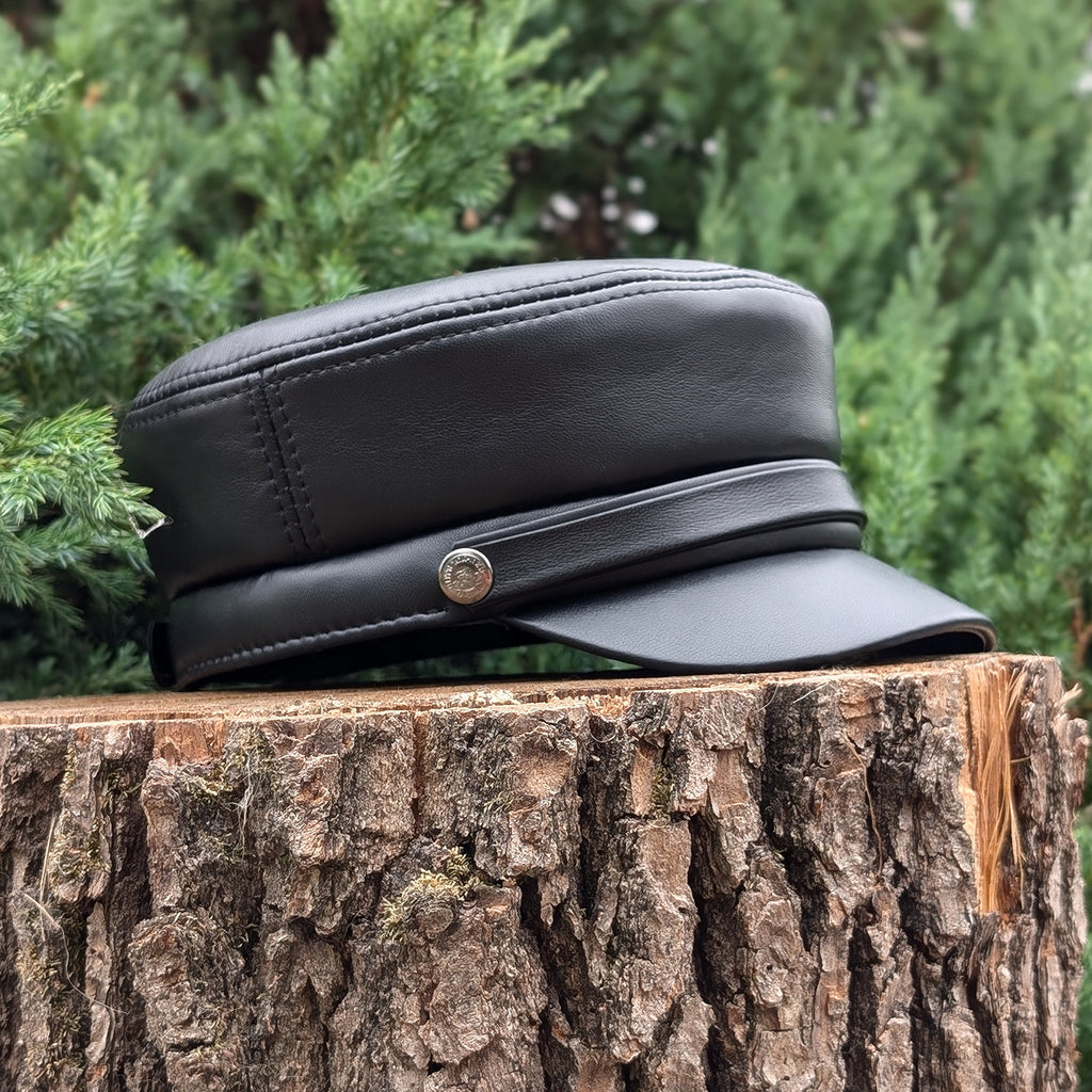 Fisherman Cap in Genuine Leather, Black