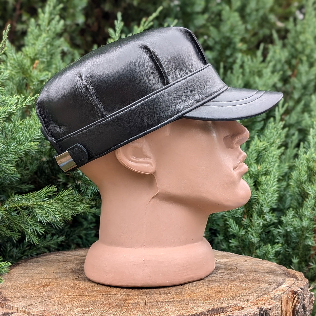 Cadet Cap in Genuine Leather, Black