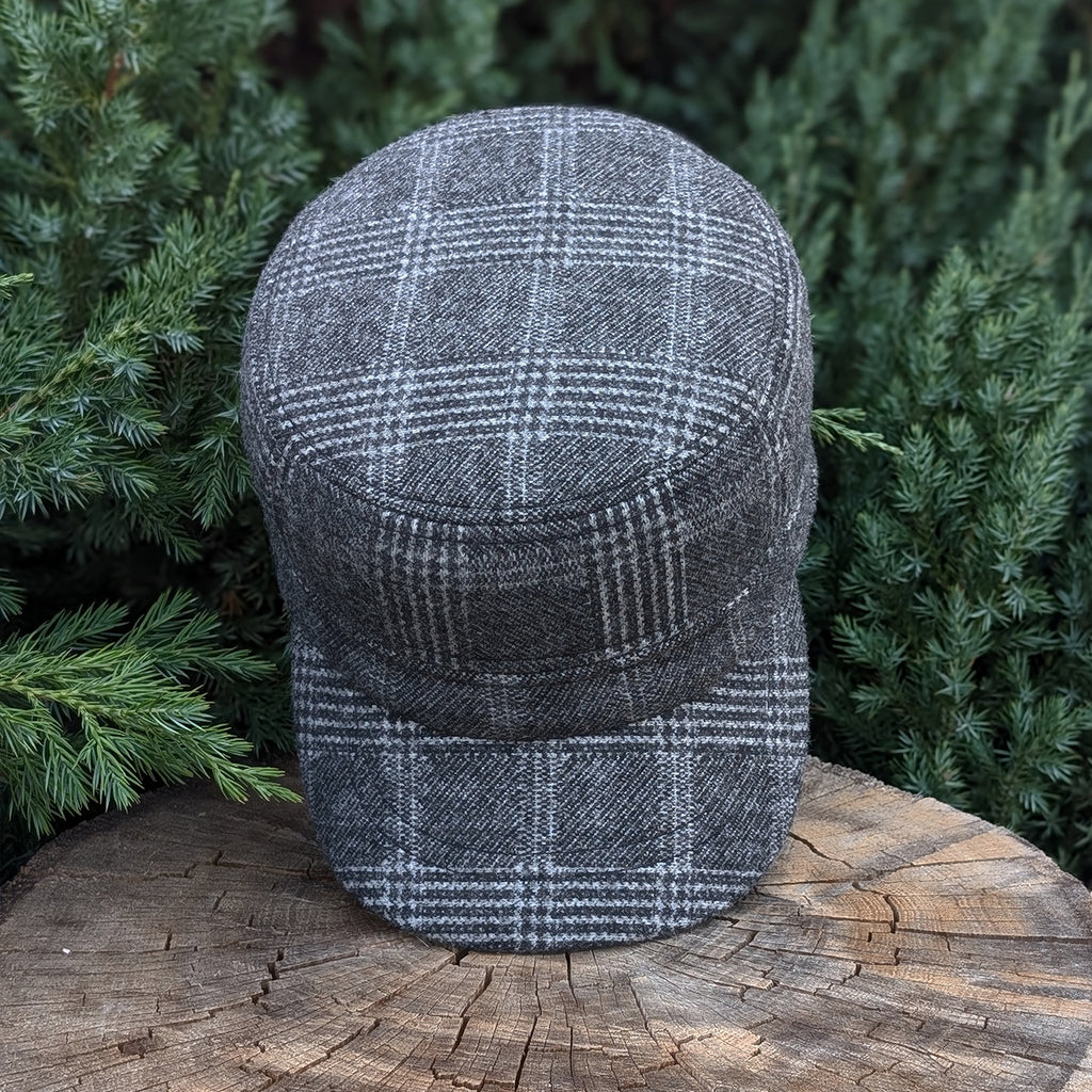 Cadet Cap in Tweed, Gray Plaid