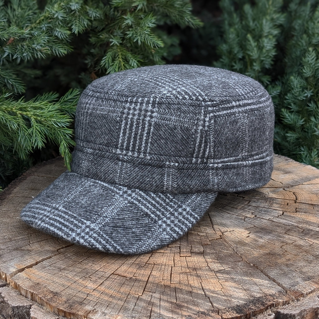 Cadet Cap in Tweed, Gray Plaid