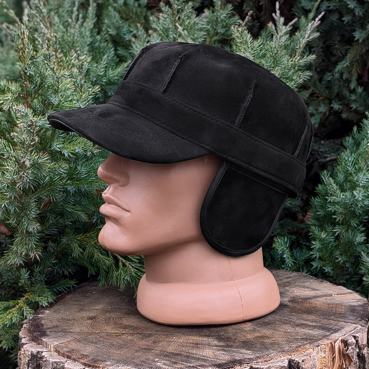 Cadet Cap in Genuine Suede, Black