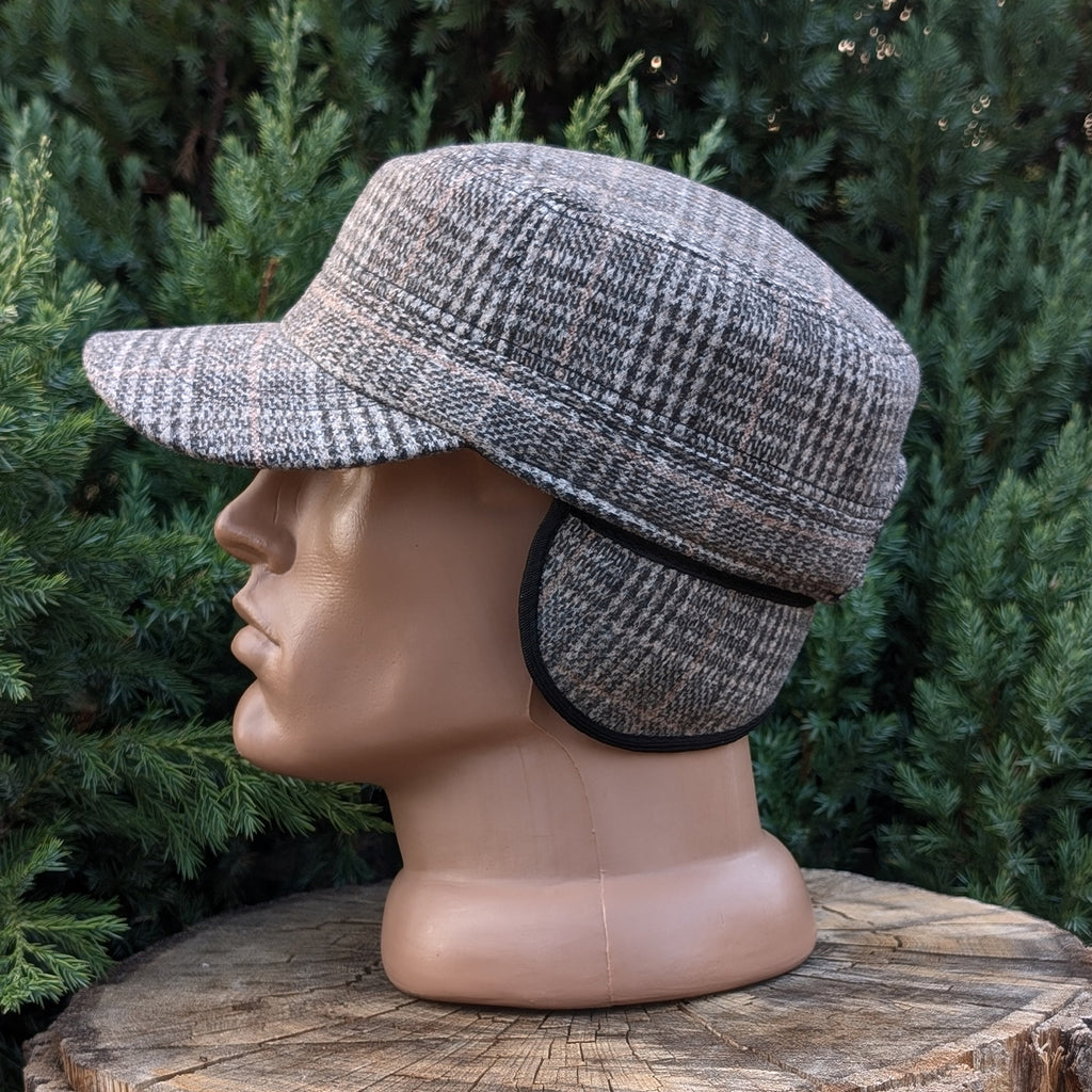 Cadet Cap in Tweed, Beige Plaid