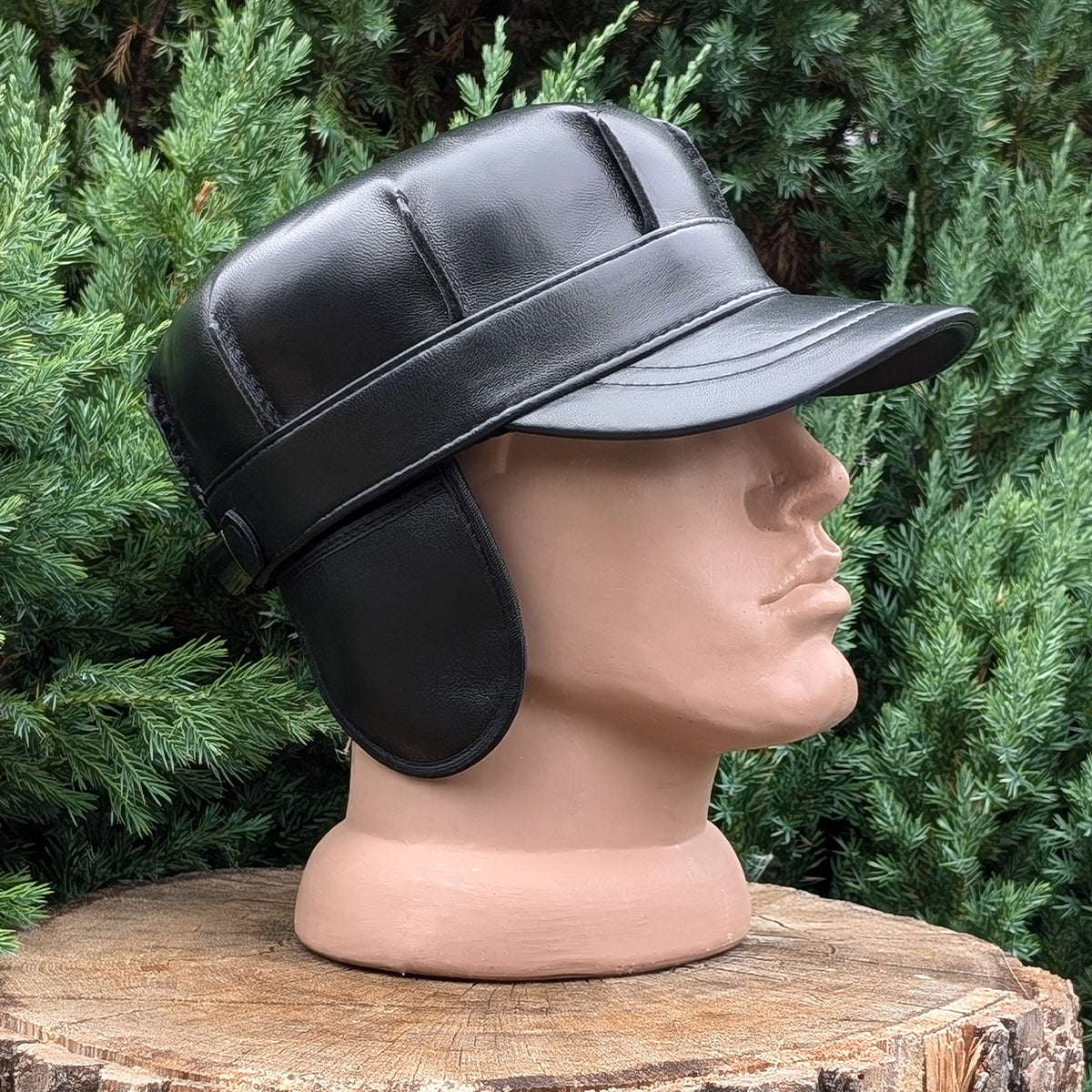 Cadet Cap in Genuine Leather, Black