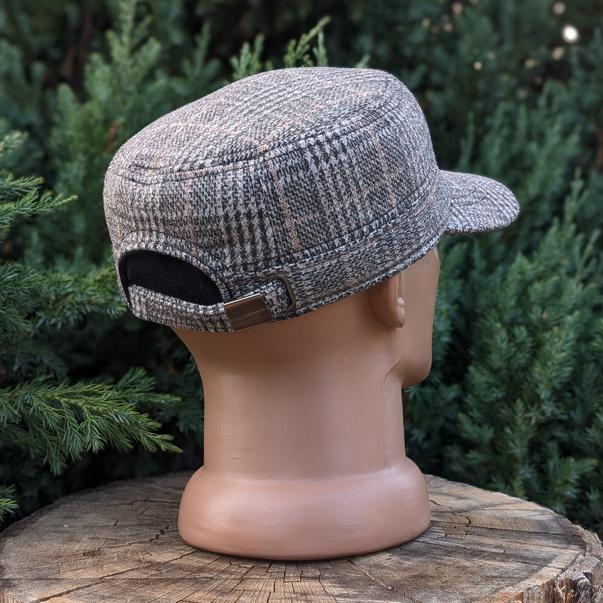 Cadet Cap in Tweed, Beige Plaid