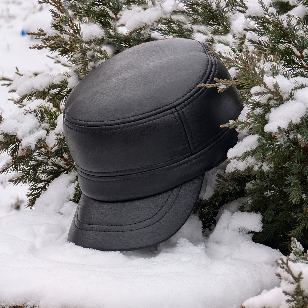 Cadet Cap in Genuine Leather, Black