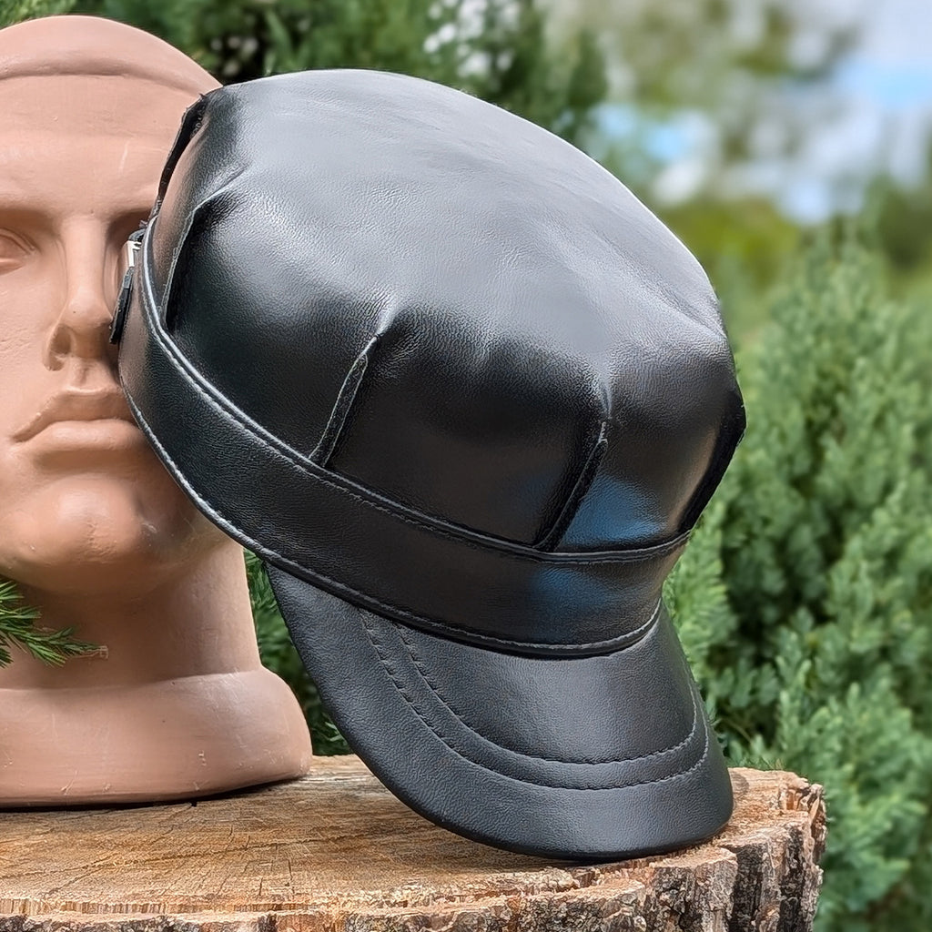 Cadet Cap in Genuine Leather, Black