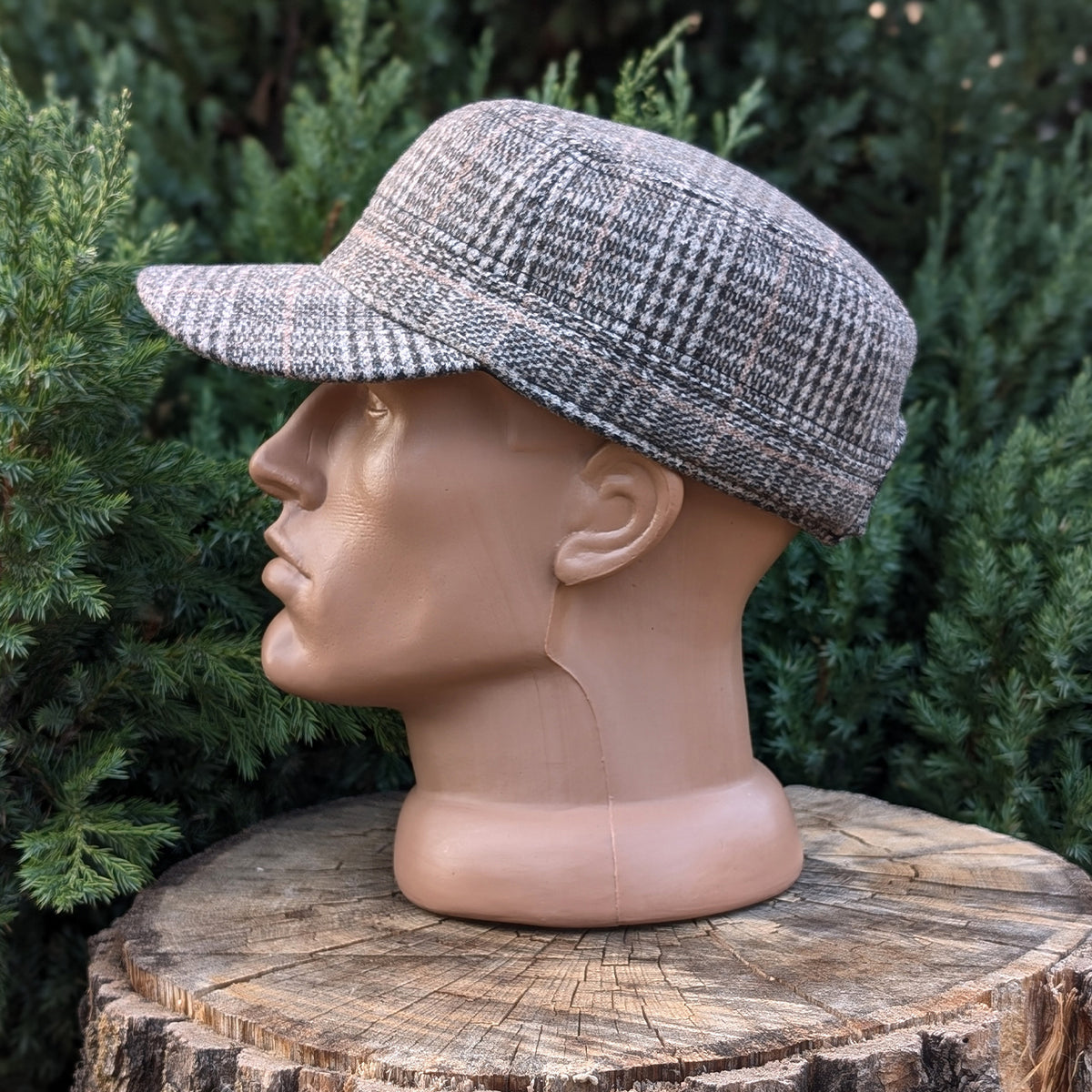 Cadet Cap in Tweed, Beige Plaid